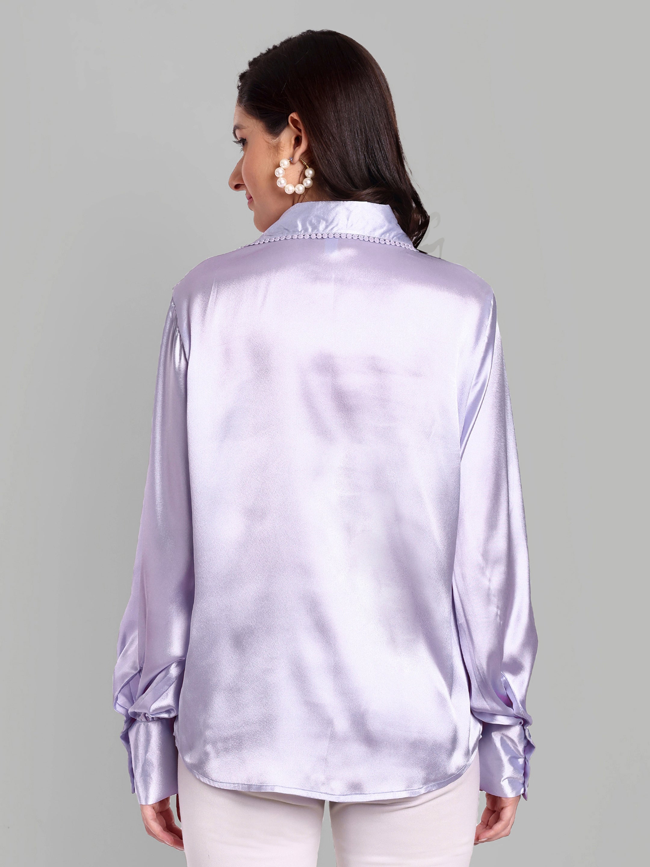 Lavender Full Sleeve Shirt Detailed Long Collar and Cuff