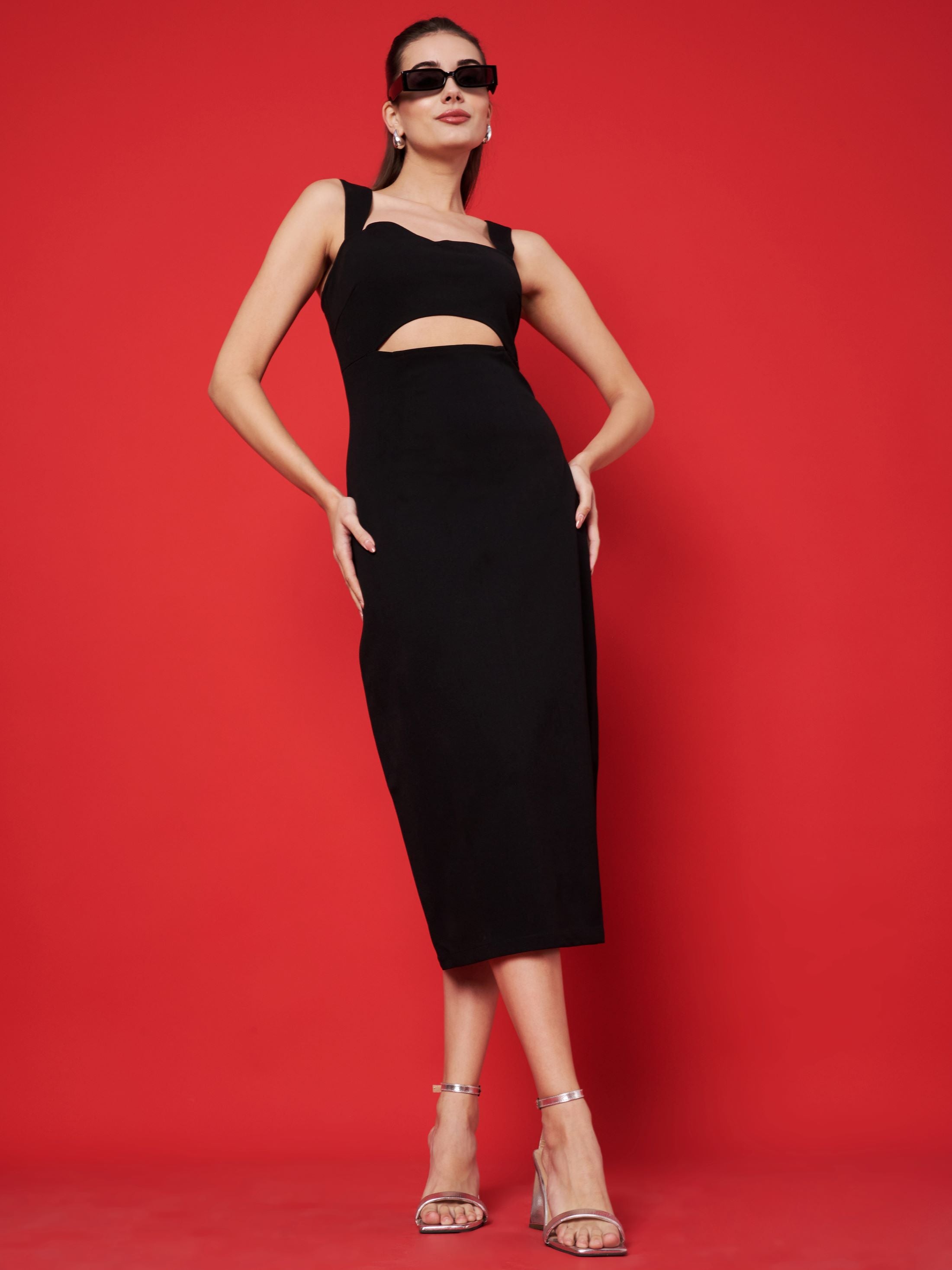 Sweet Neck Cut Out Black Midi dress